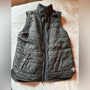 Women’s reversible Carhartt vest